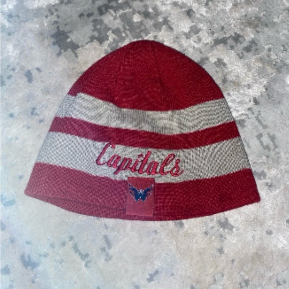 Washington capitals beanie - Picture 1 of 3